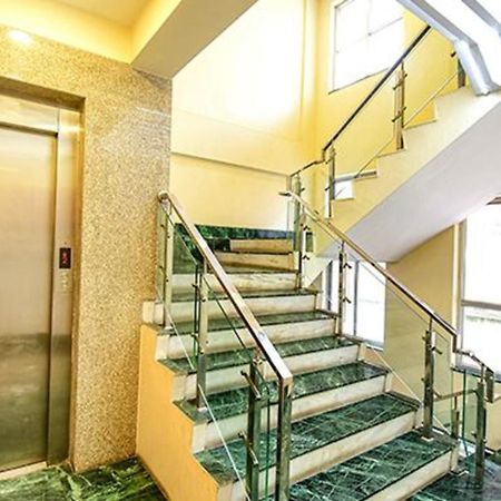 Fabhotel Stay Inn International - Nr Sealdah Station コルカタ エクステリア 写真