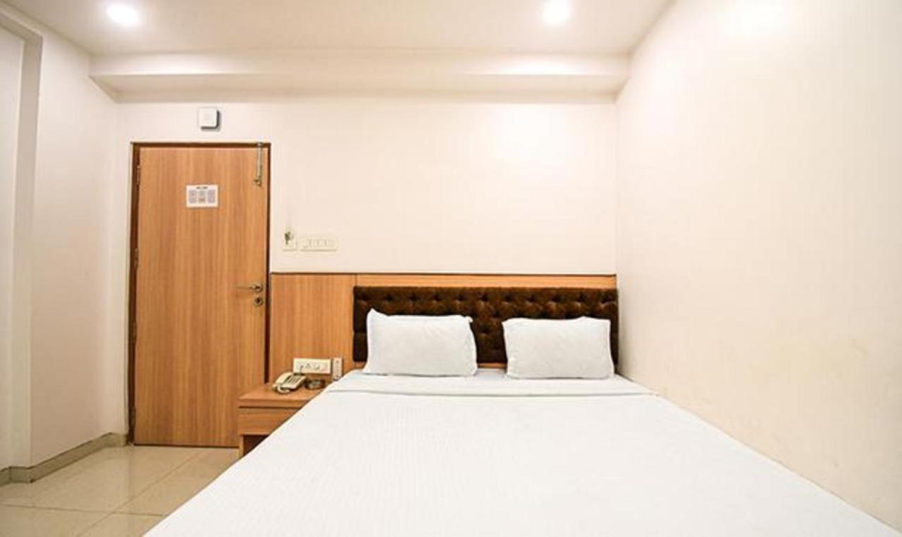 Fabhotel Stay Inn International - Nr Sealdah Station コルカタ エクステリア 写真
