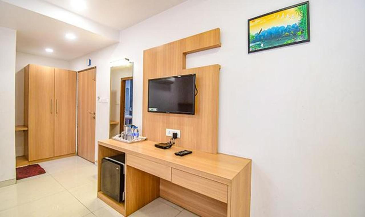 Fabhotel Stay Inn International - Nr Sealdah Station コルカタ エクステリア 写真