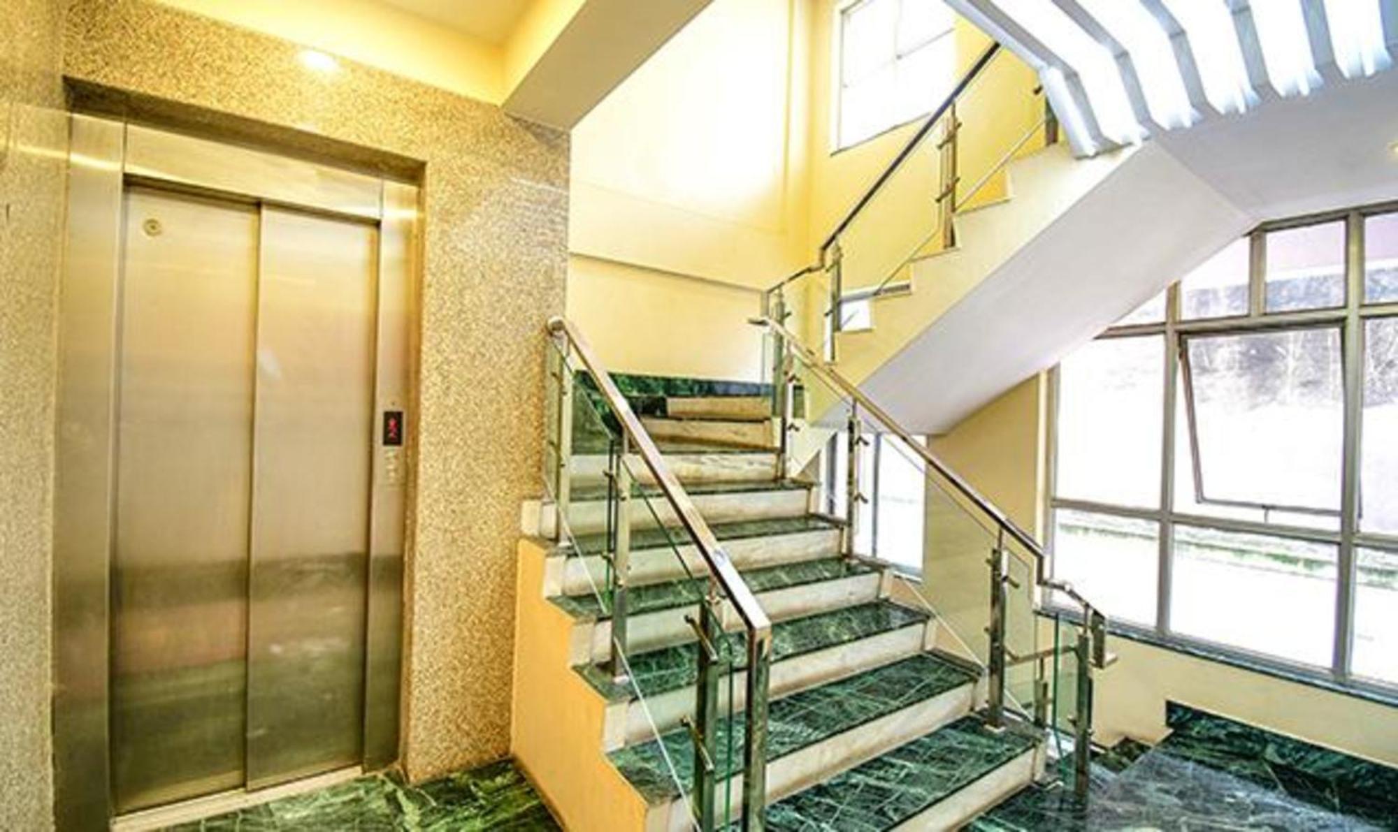 Fabhotel Stay Inn International - Nr Sealdah Station コルカタ エクステリア 写真